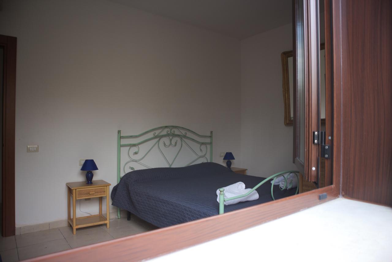 Rooms & Apartments La Spiaggia - ガリポリ エクステリア 写真