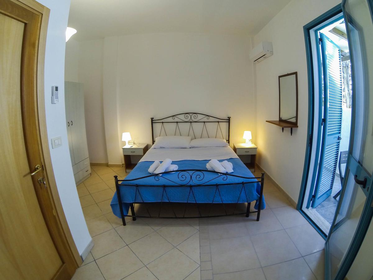 Rooms & Apartments La Spiaggia - ガリポリ エクステリア 写真